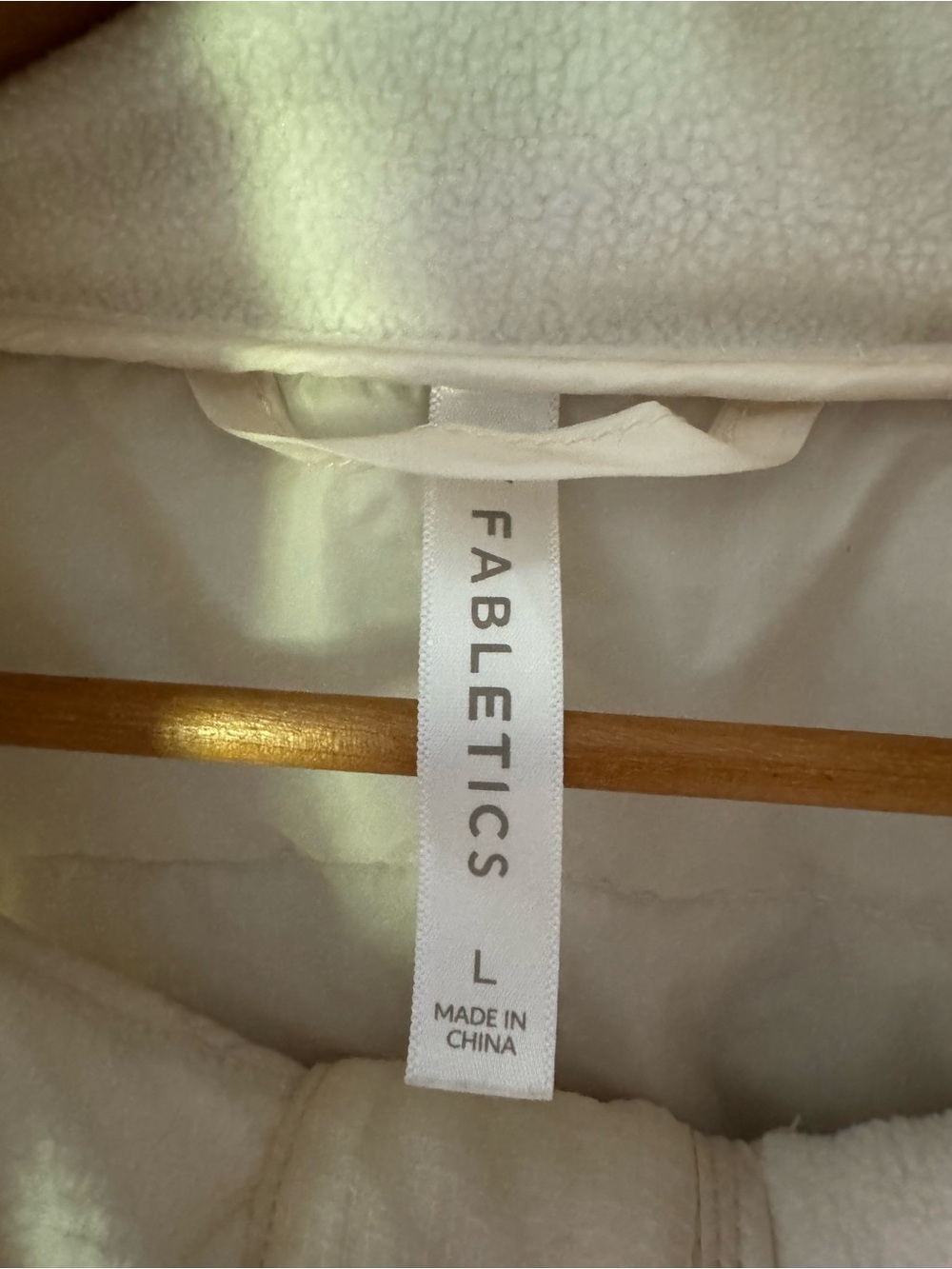 🦋Fabletics coat🦋 - Picture 5 of 5
